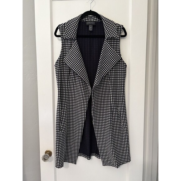 Frank Lyman Jackets & Blazers - Frank Lyman Longline Vest Womens 8 M Black White Geometric Duster Zip Pockets